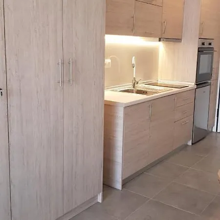 Athina View * Néa Péramos